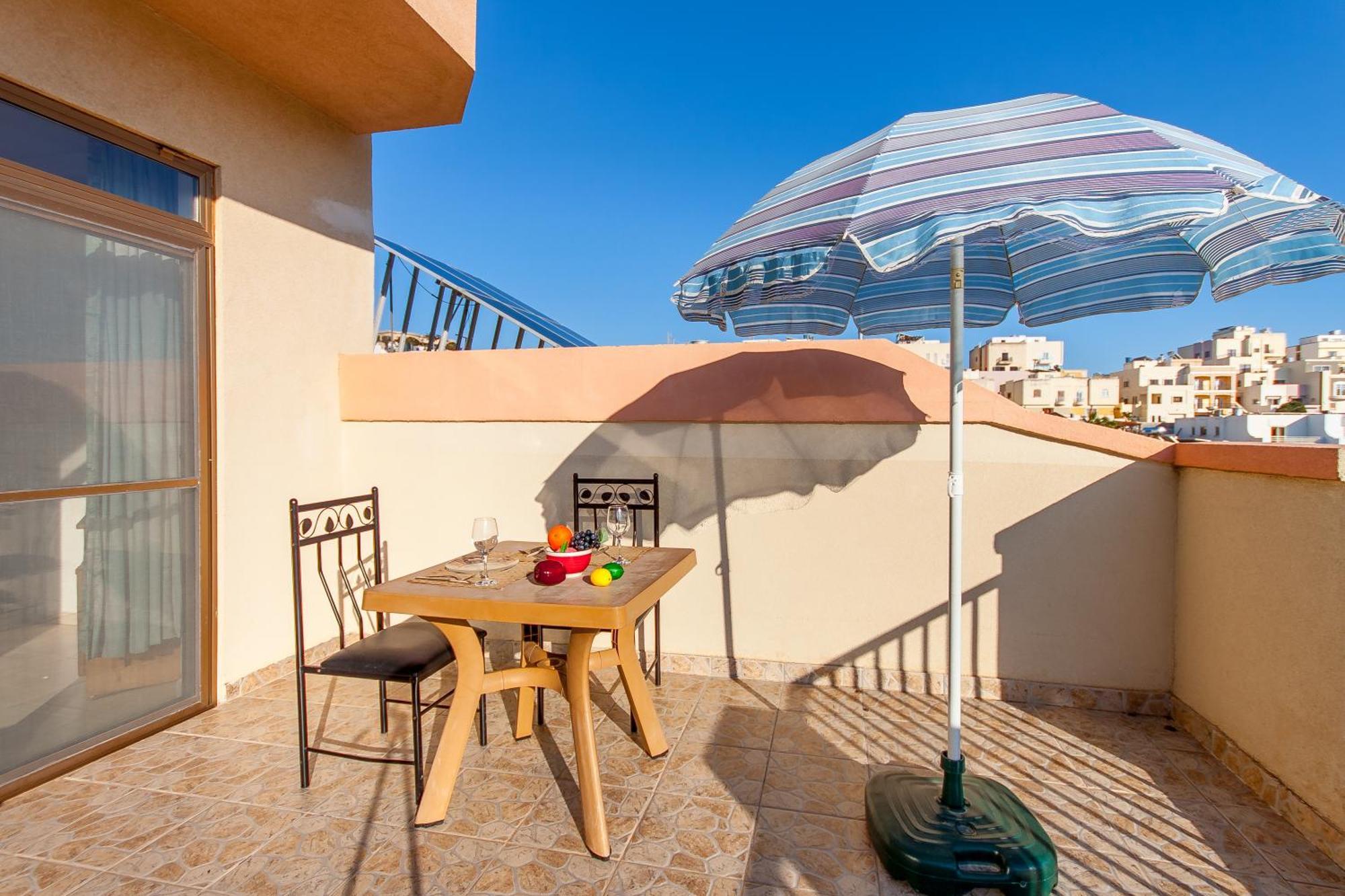 Pool & Sea Merill Apartments Mellieħa Extérieur photo