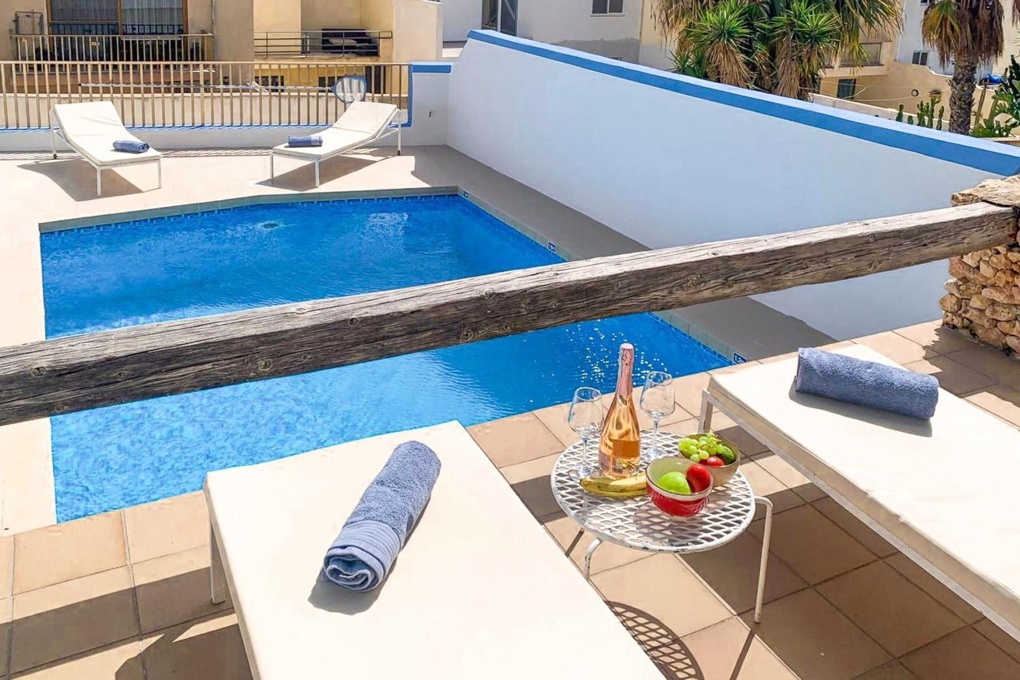 Pool & Sea Merill Apartments Mellieħa Extérieur photo