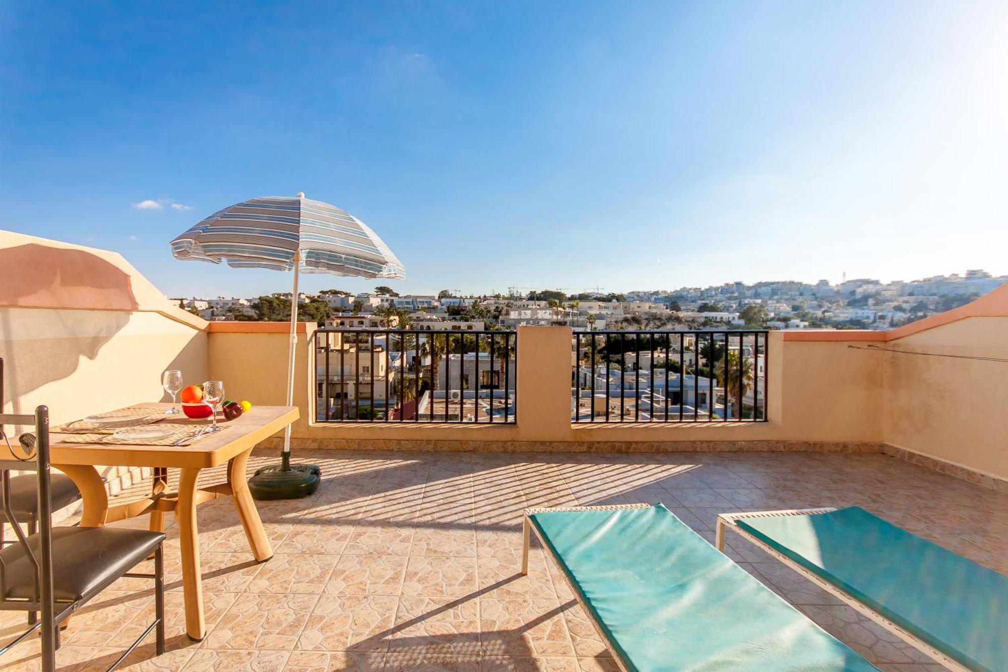 Pool & Sea Merill Apartments Mellieħa Chambre photo